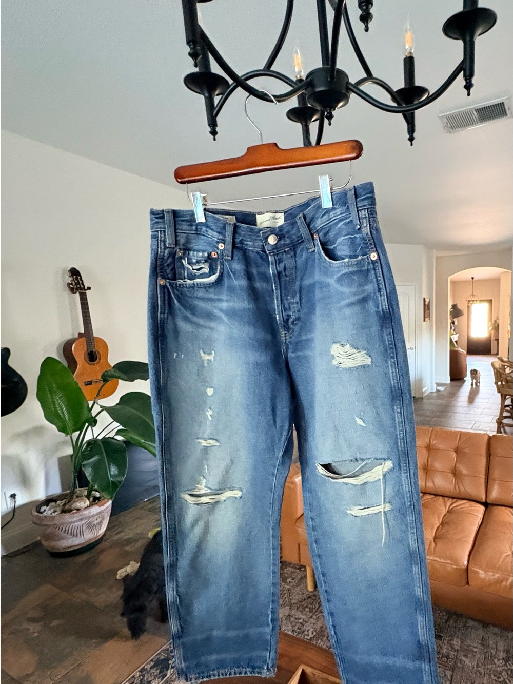 Universal Thread Mid-Rise Distressed Boyfriend Jeans Size 10 Blue Denim